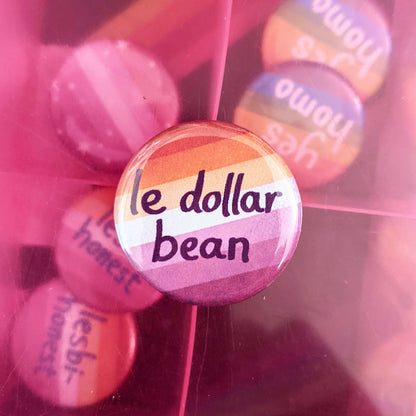 Le Dollar Bean - Lesbian Pride Magnet